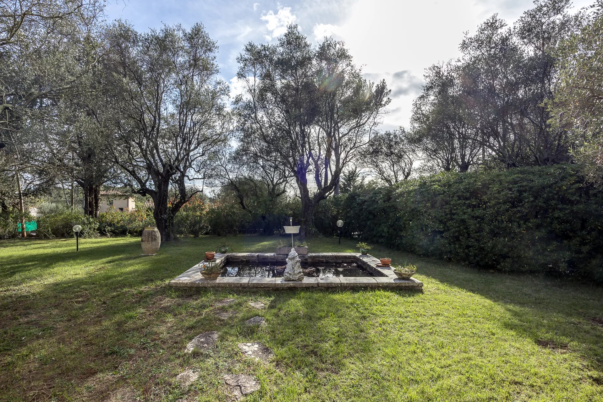 Proche Saint-Paul-de-Vence - Charmante propriété dans un écrin de verdure