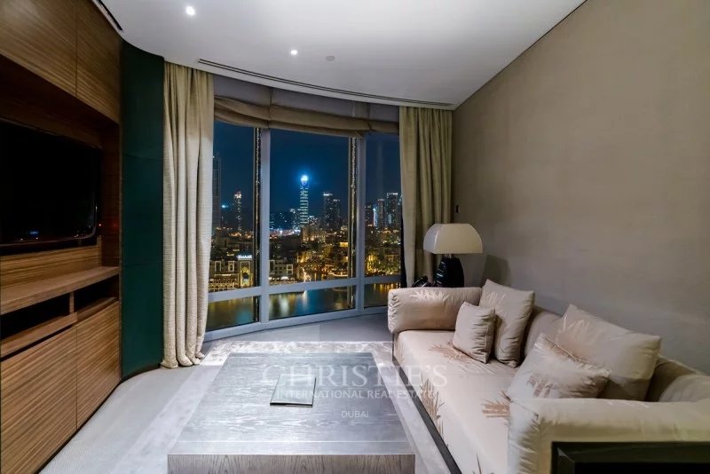 Armani-Designed Apartment with Dubai Fountain View