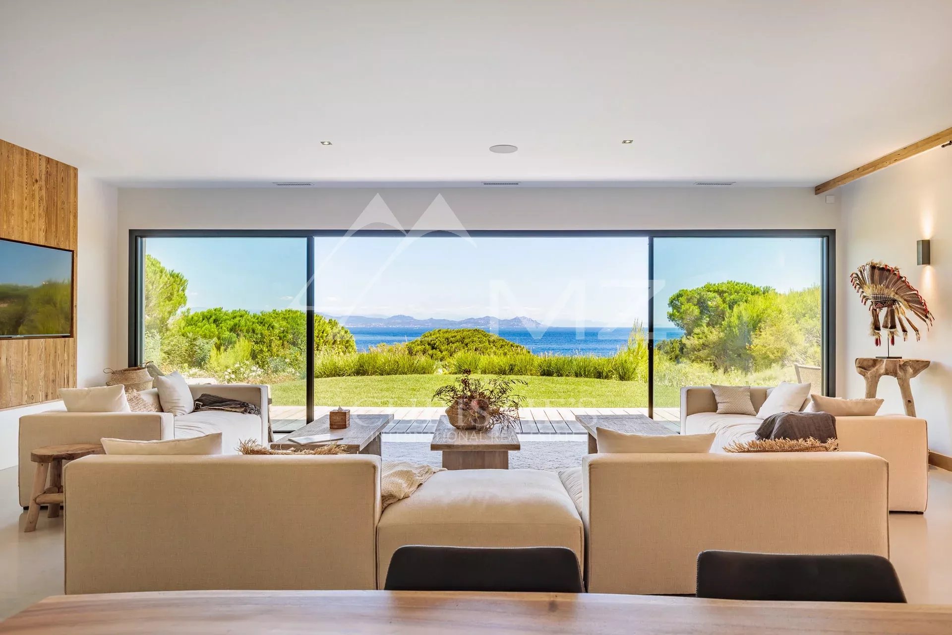 Saint-Tropez - Maison neuve avec vue exceptionnelle sur la mer