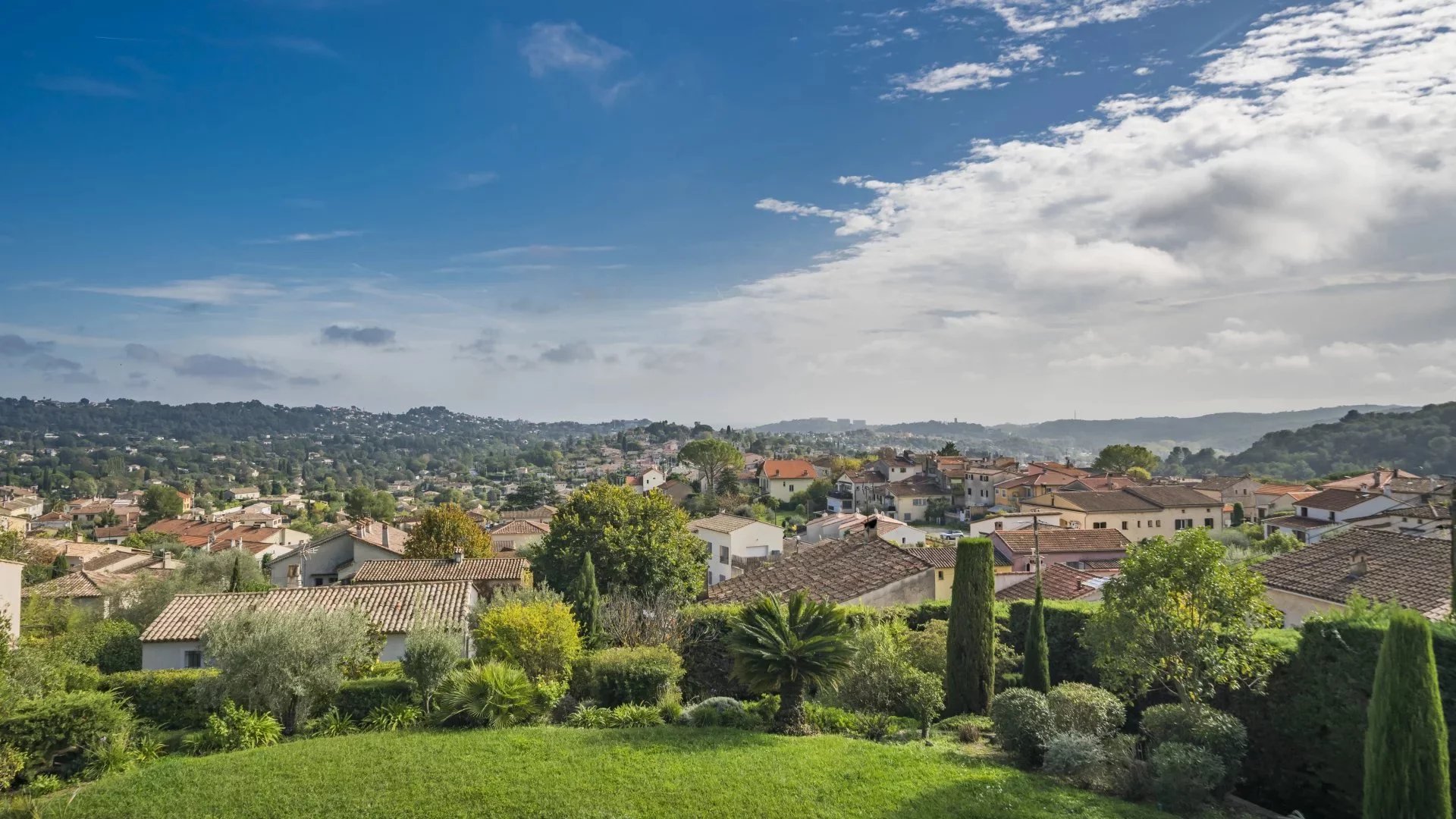 Proche Saint-Paul-de-Vence - Charmante propriété proche village