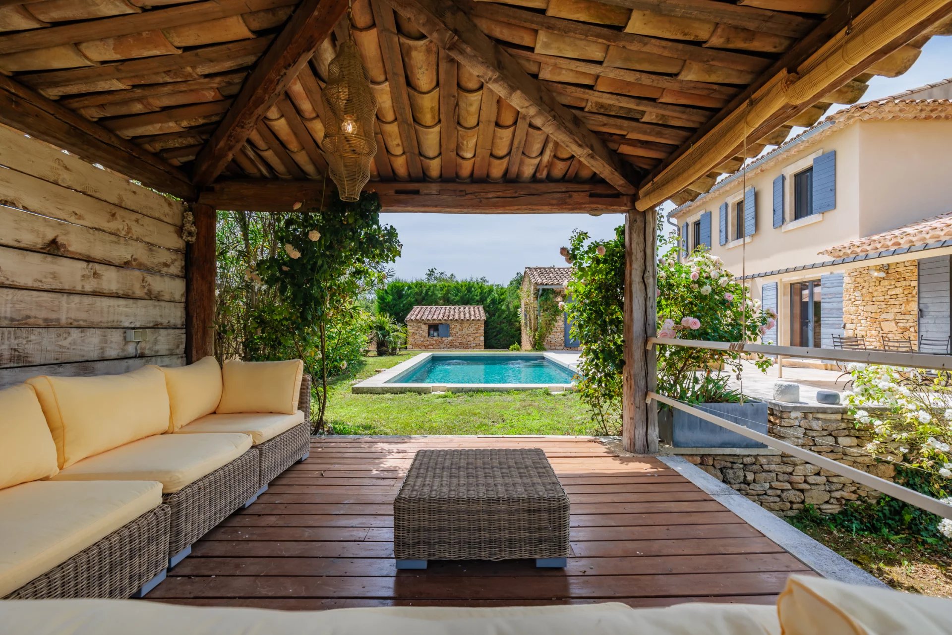 Luberon - Belle maison de vacances avec piscine chauffée