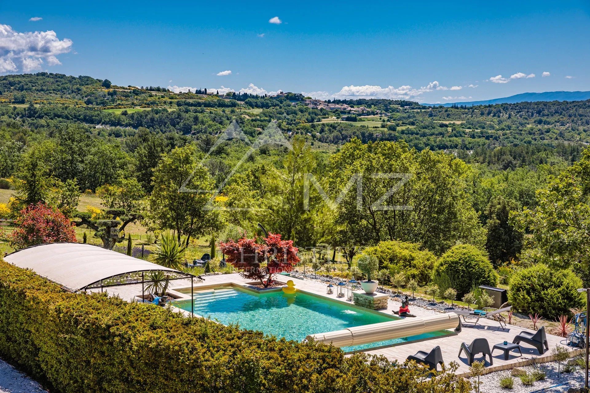 Close to Gordes - Beautiful Bastide with open view