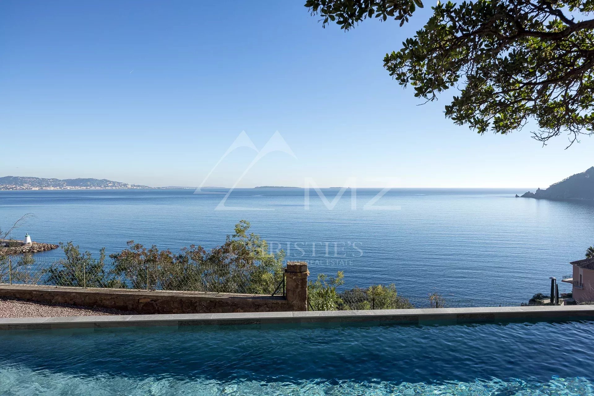 Close to Cannes - Théoule-Sur-Mer - Villa with the Sea View