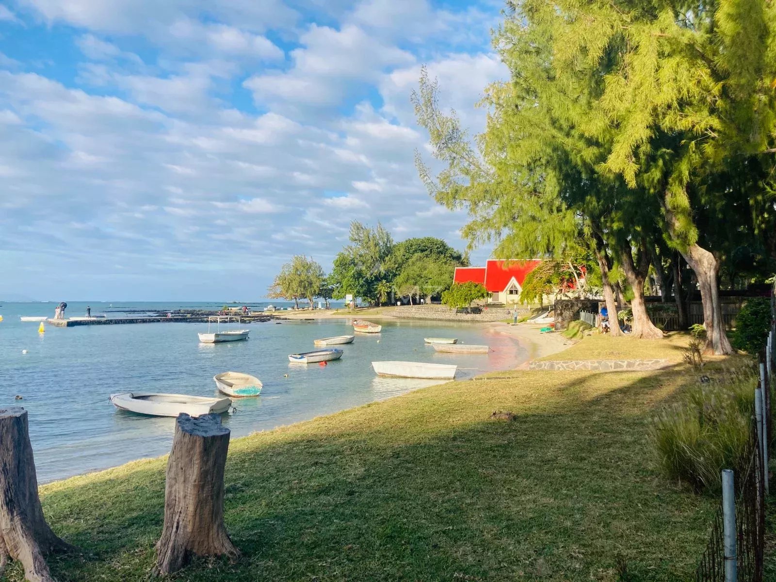 Beachfront property view beautiful view on Gunners Coin