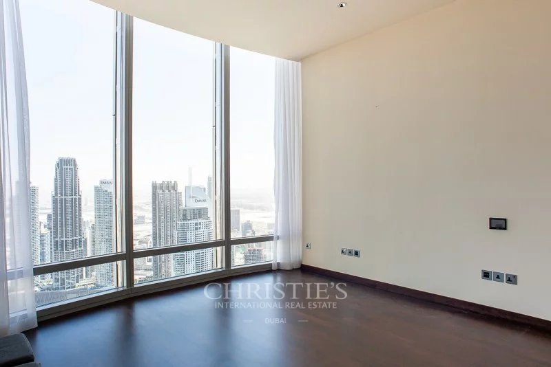 Stunning Full Fountain Views|High Floor|Tenanted