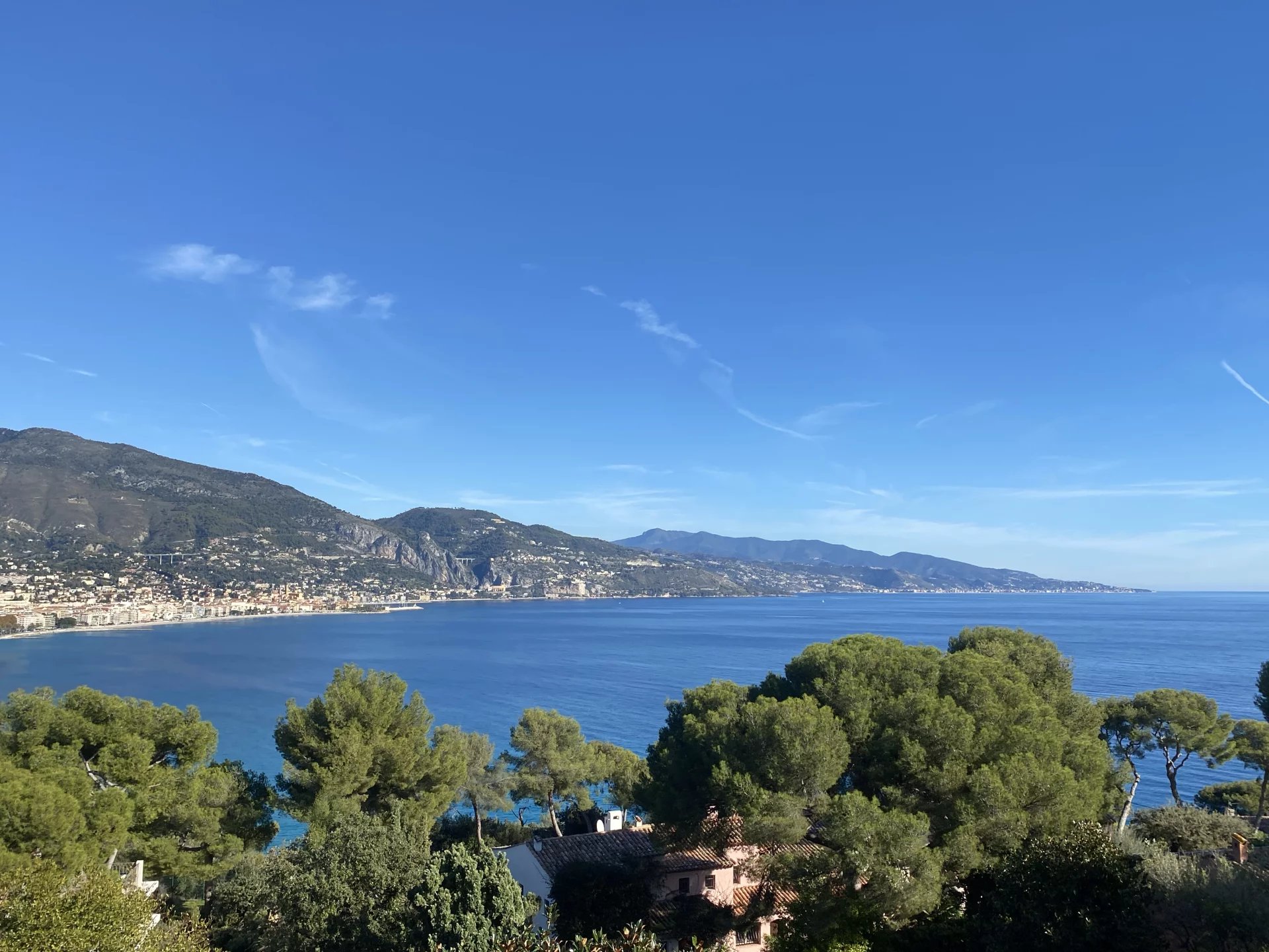 Appartement dans résidence avec piscine