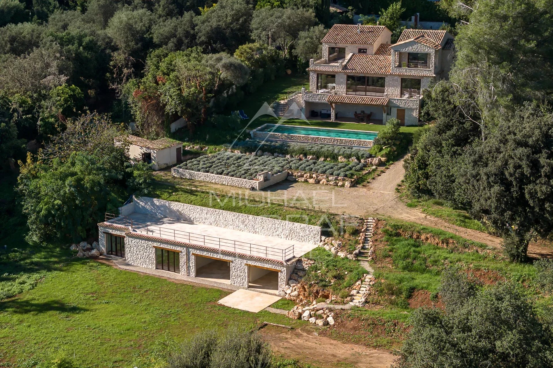 Saint-Paul de Vence - Magnifique propriété entièrement rénovée