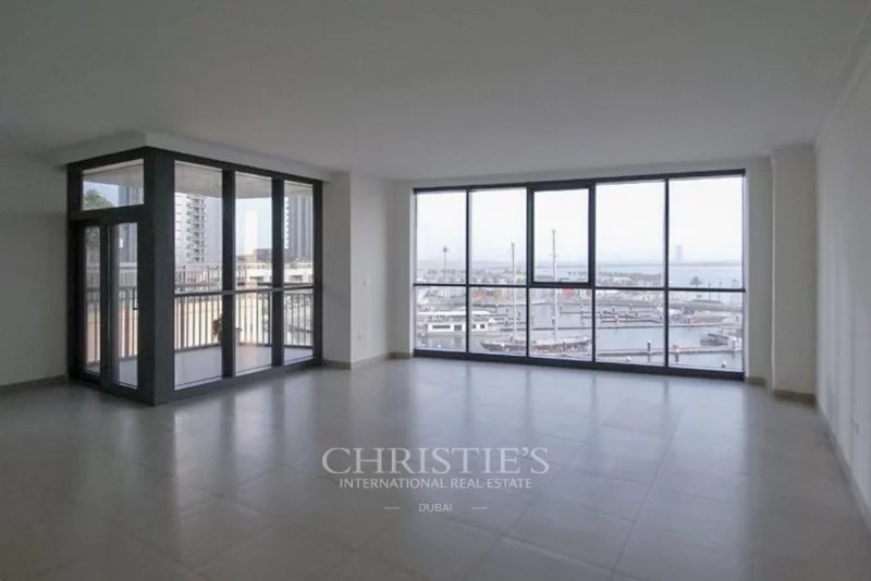 Beautiful Creek and Burj View | 3BR+Maids