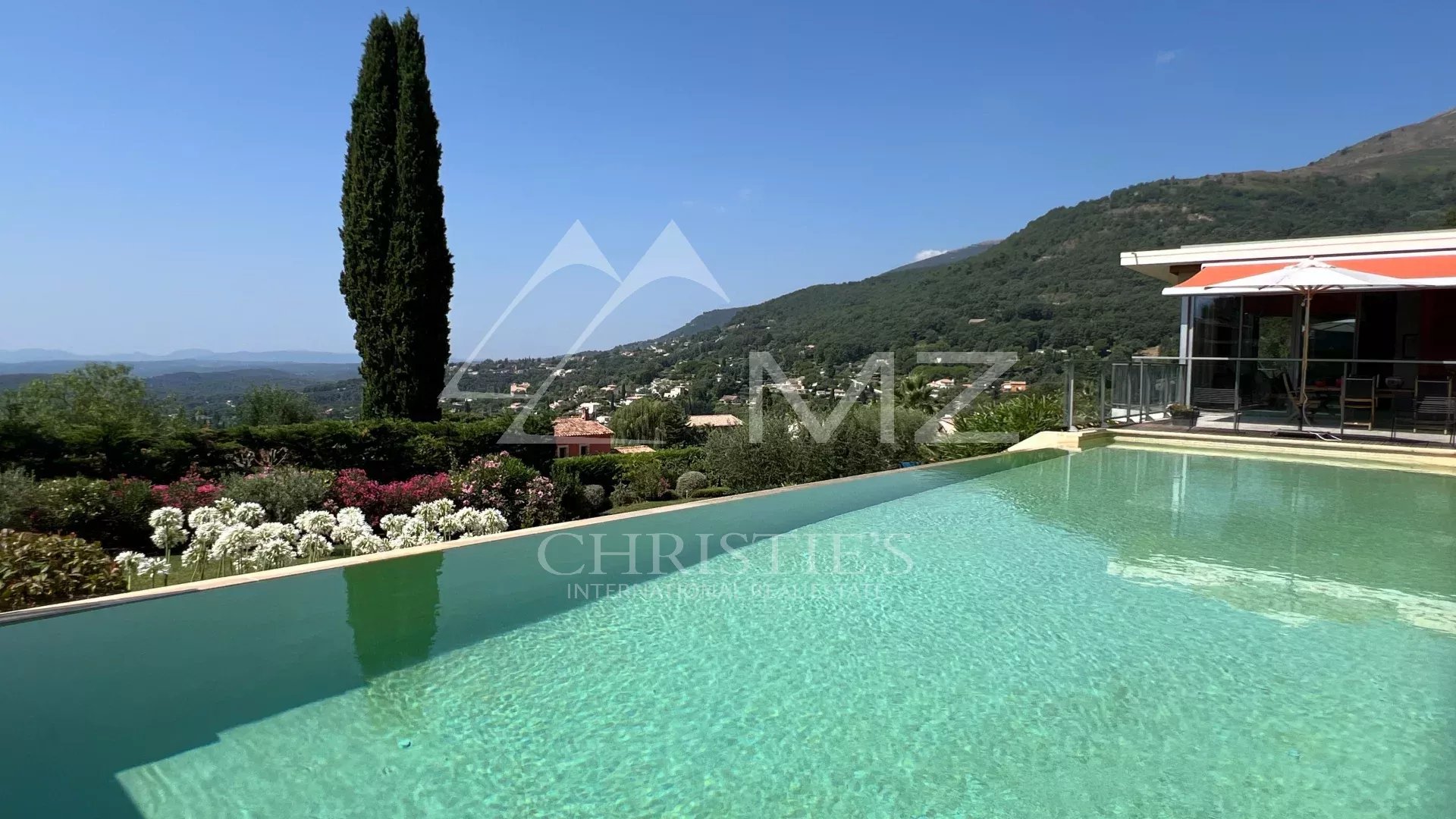 Proche Saint-Paul-de-Vence - Superbe propriété vue panoramique