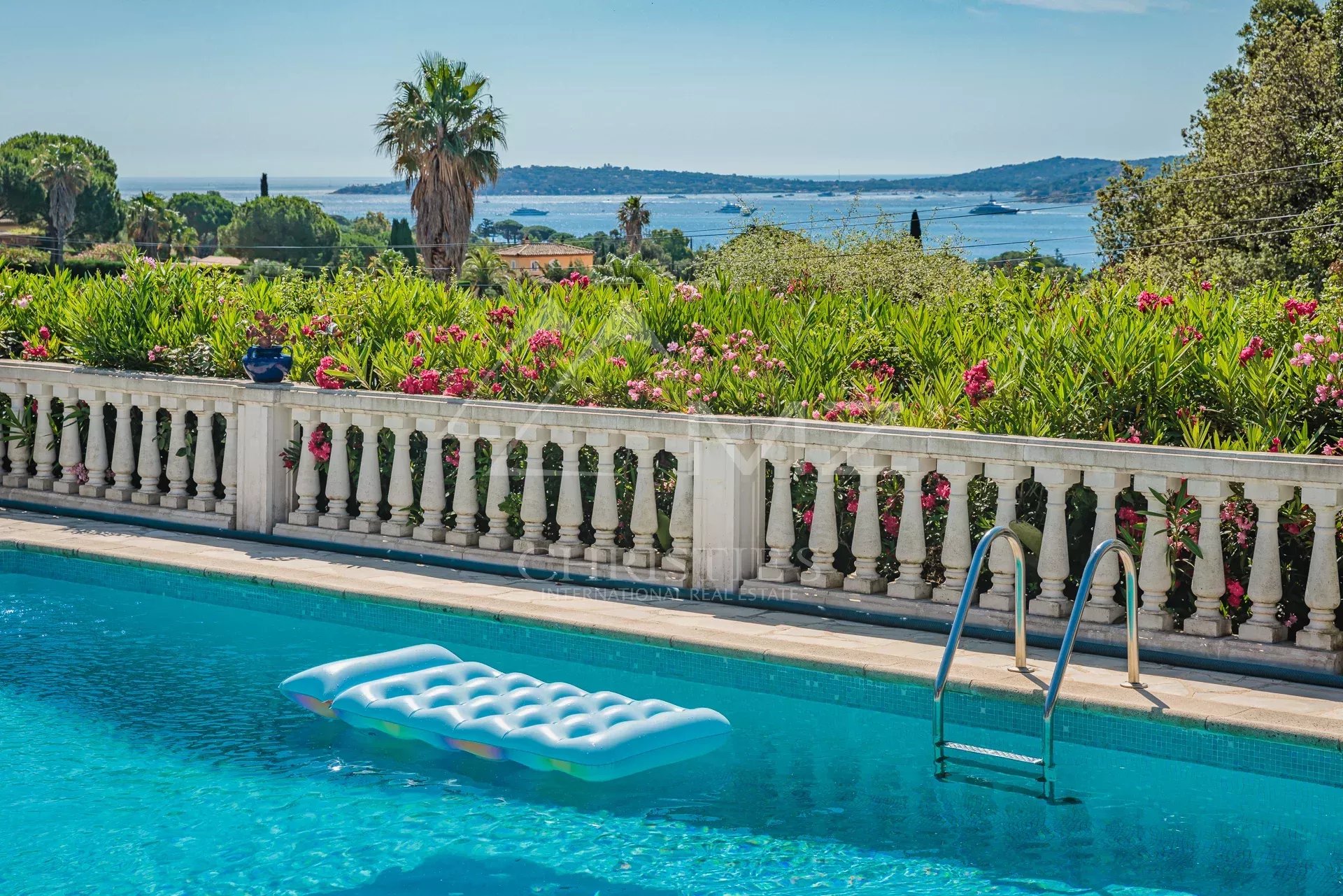 FORT POTENTIEL - VILLA PROVENCALE - VUE MER