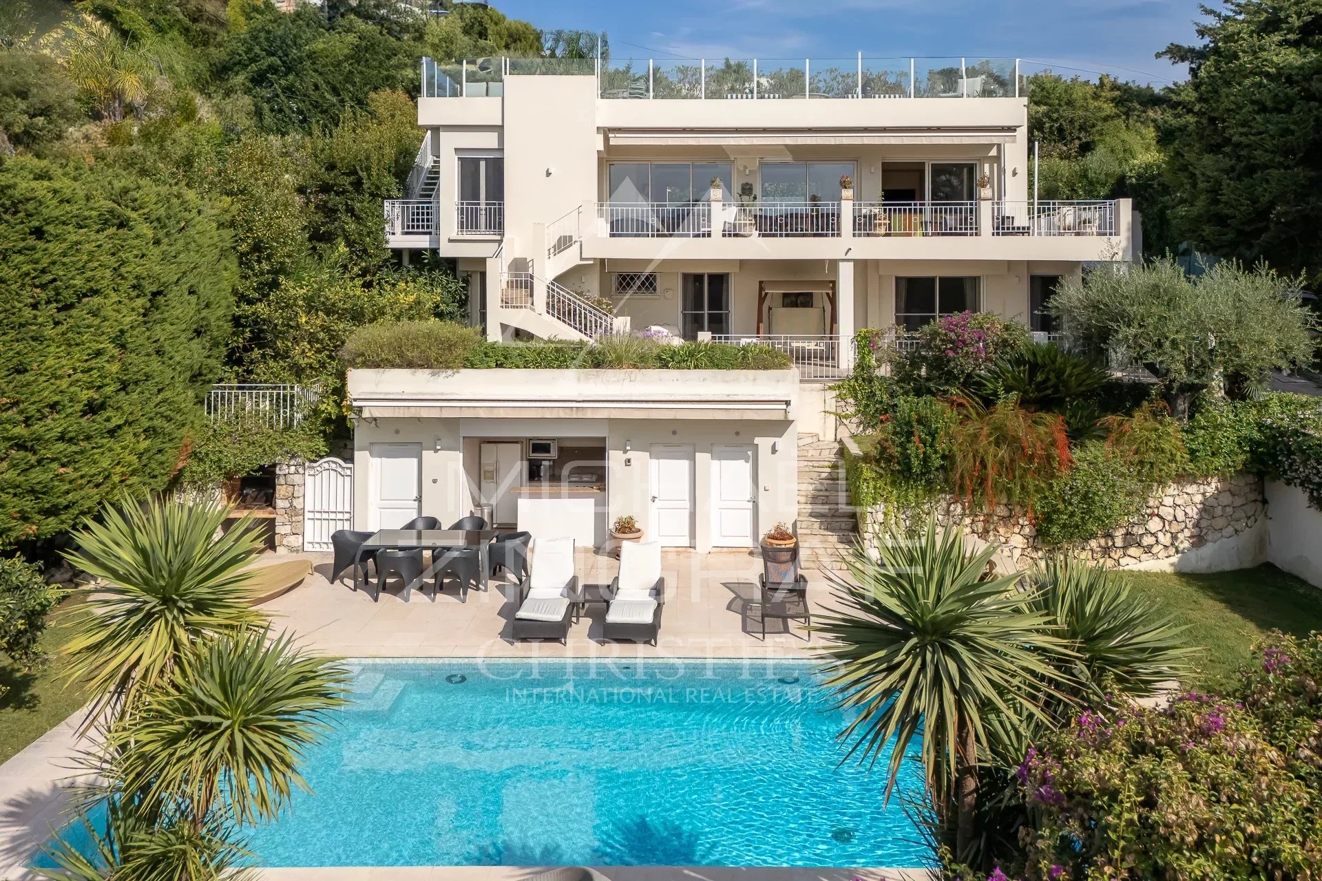 Villa Californienne versant ouest Cap d'Antibes