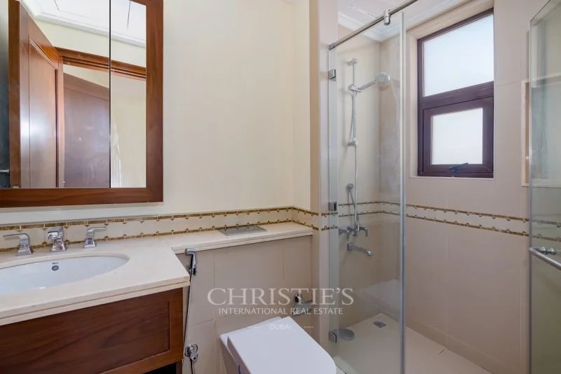 Beautiful Layout and Location | Newly Vacant