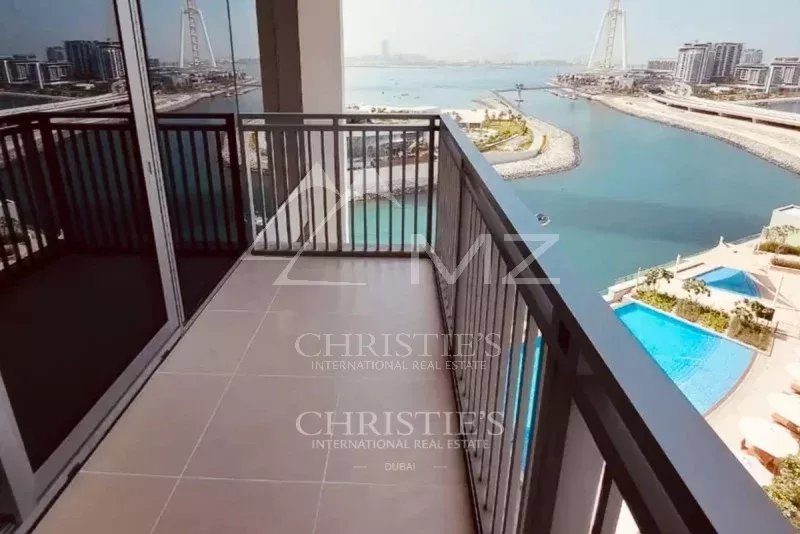 Resale |Stunning views of the Sea & Marina Skyline