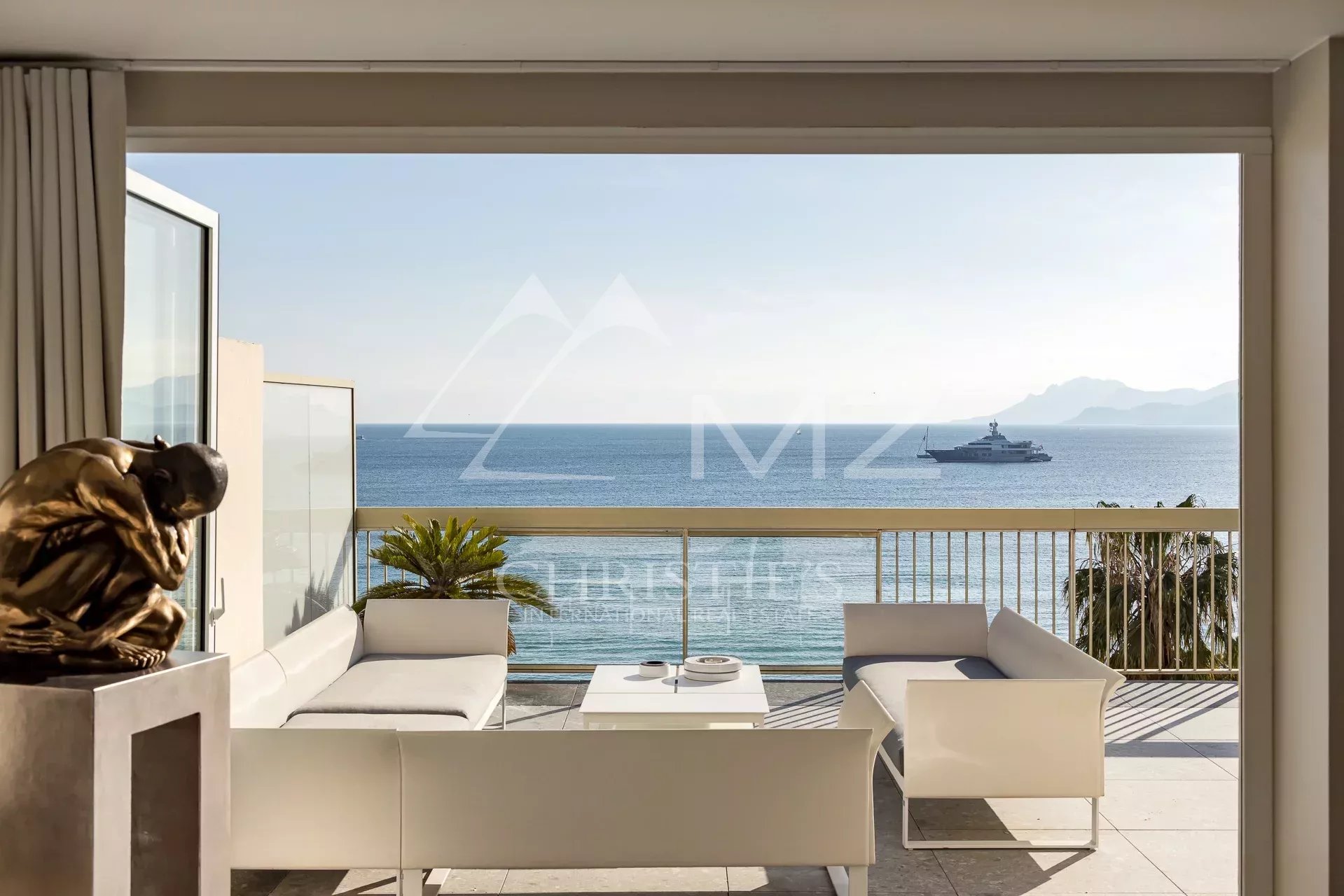 Cannes - Croisette - Magnifique penthouse