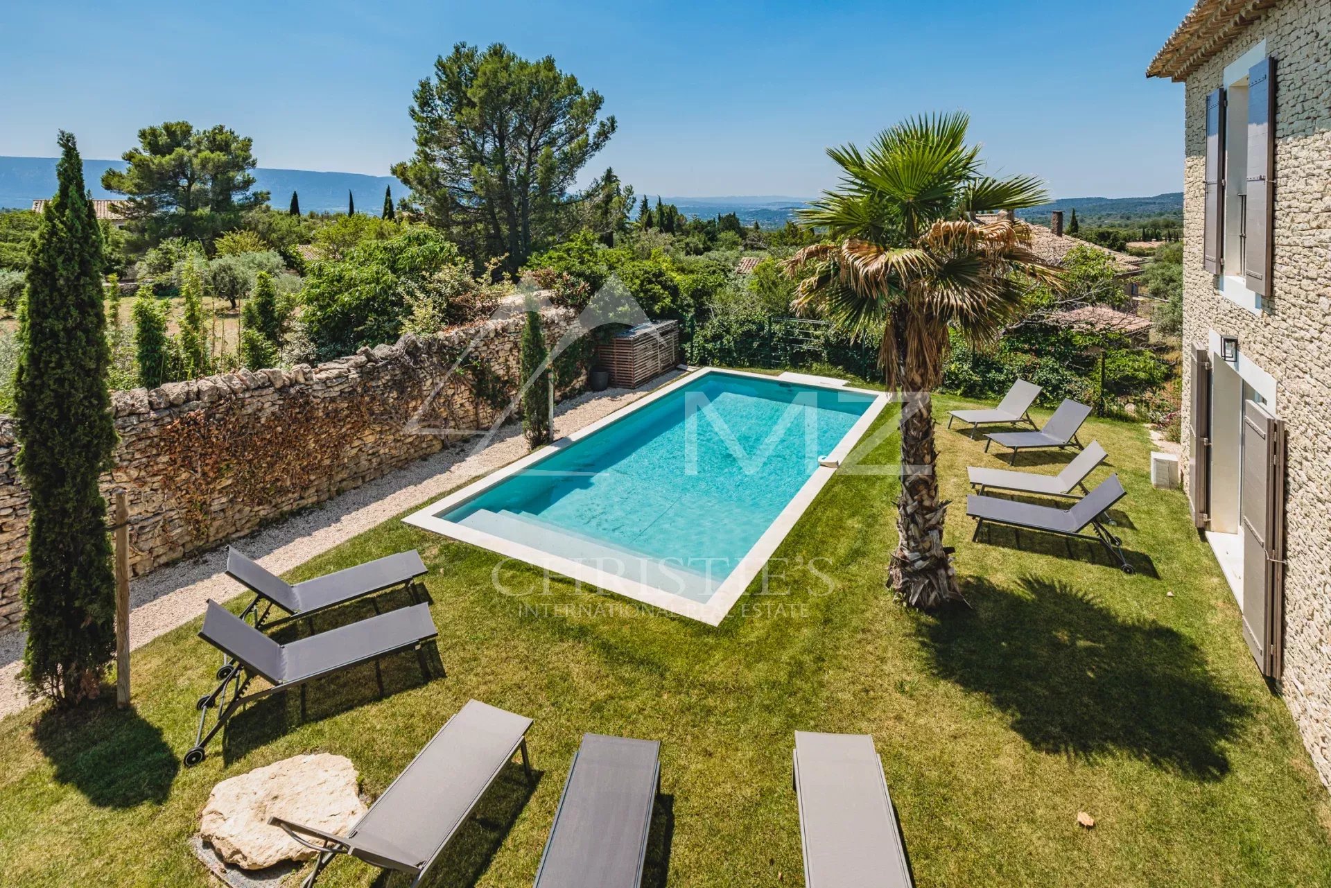 Grande maison de vacances avec piscine