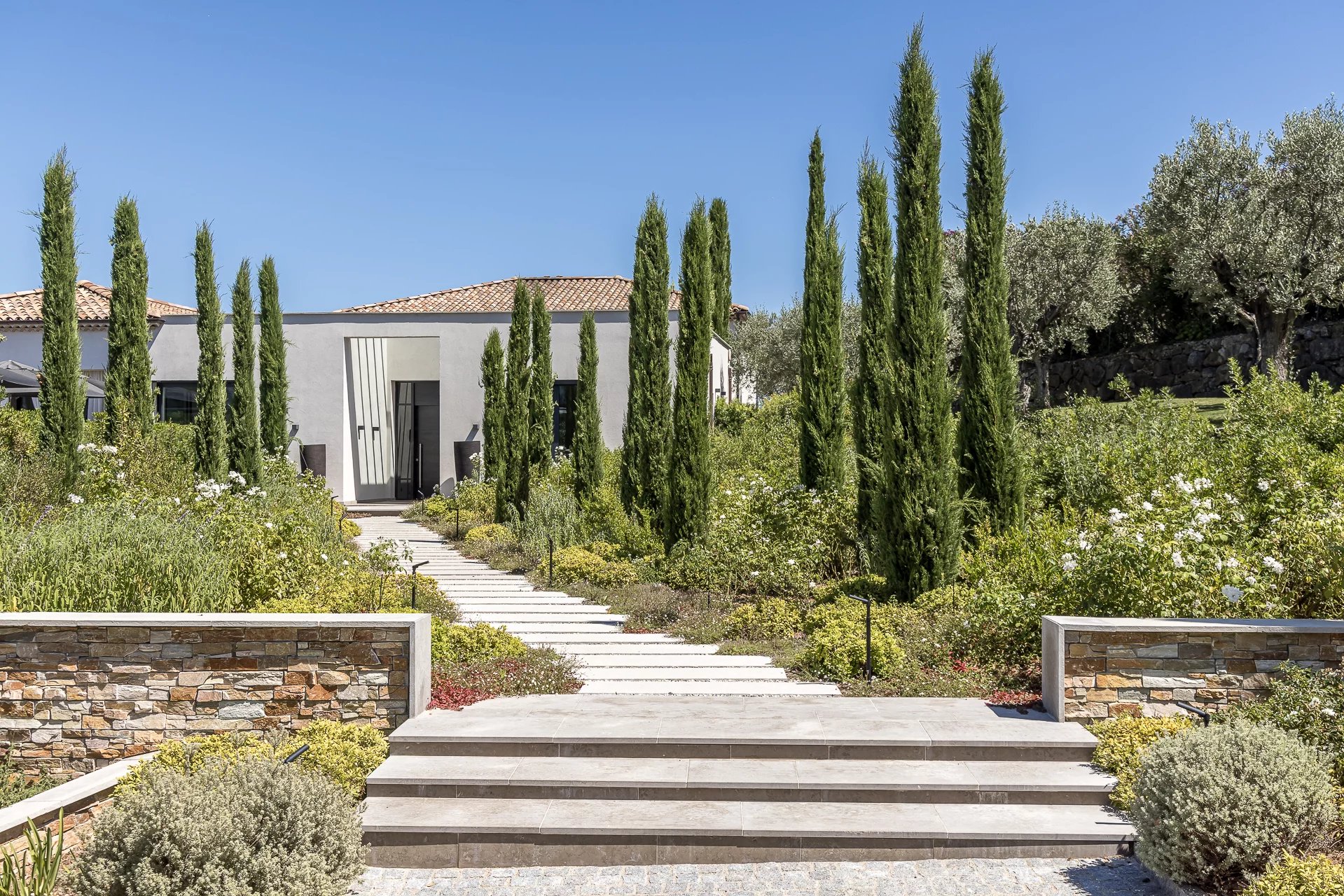 Villa neuve contemporaine - Valbonne village - 6 chambres