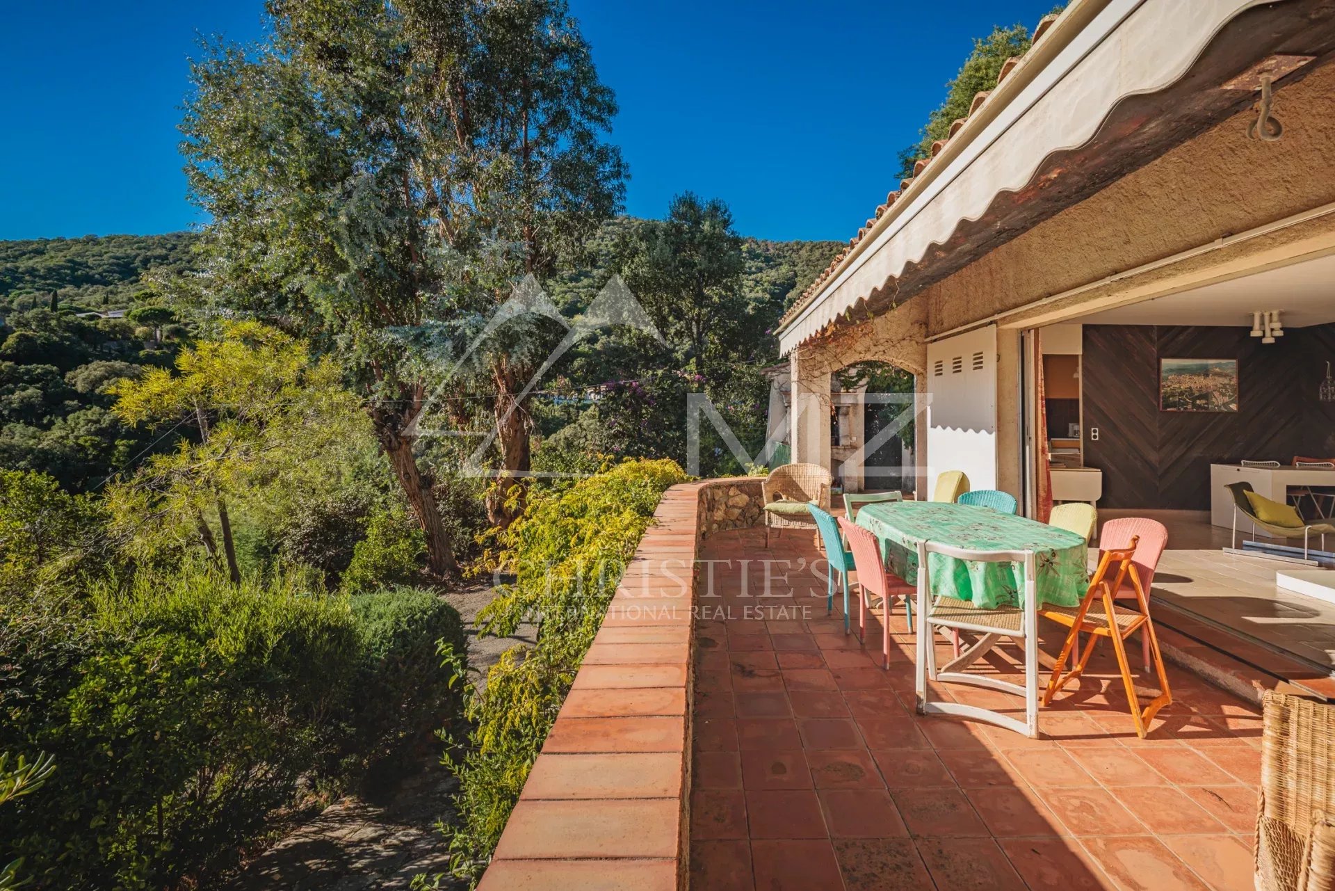 Charming Provencal property in La-Croix-Valmer