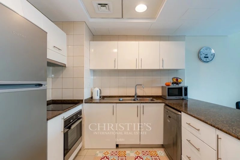 Tastefully Furnished 3BR | Marina view | Tenanted