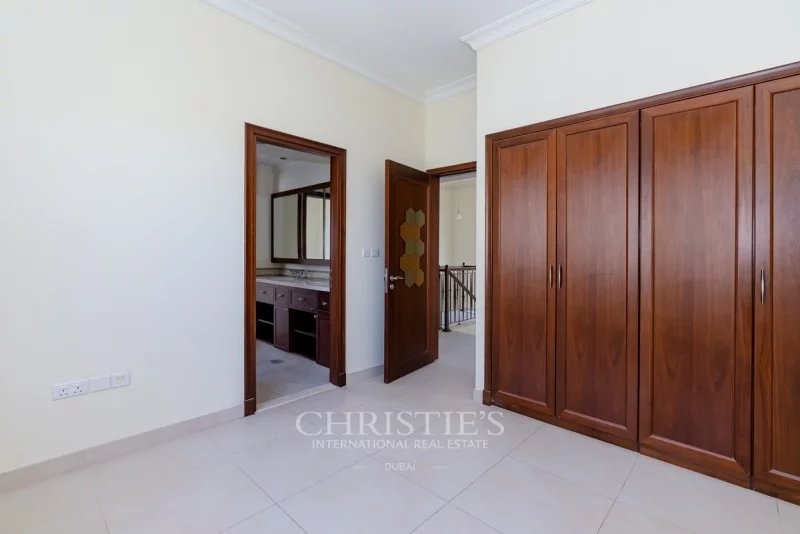 Beautiful Layout and Location | Newly Vacant