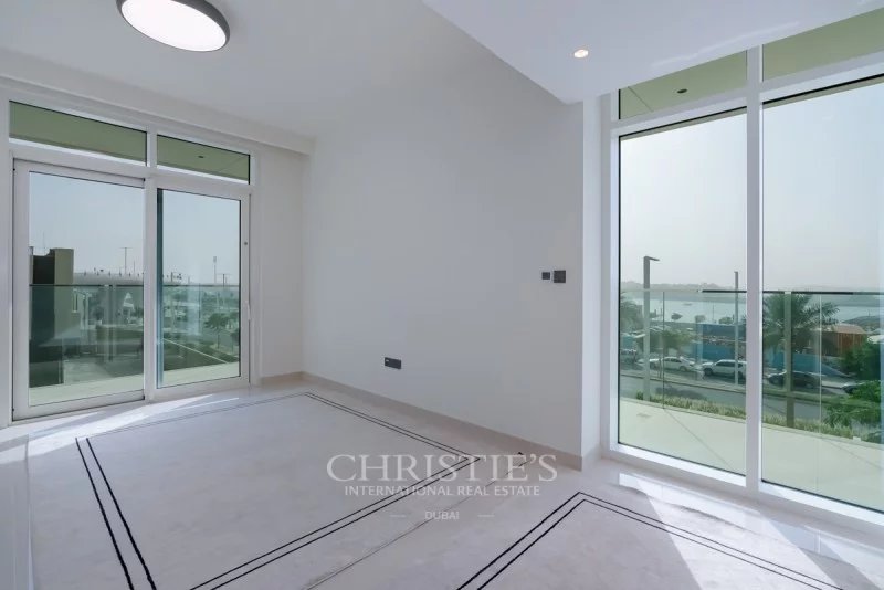 Brand new | Luxurious 2 Bed |2 Bath |Low Floor Apt