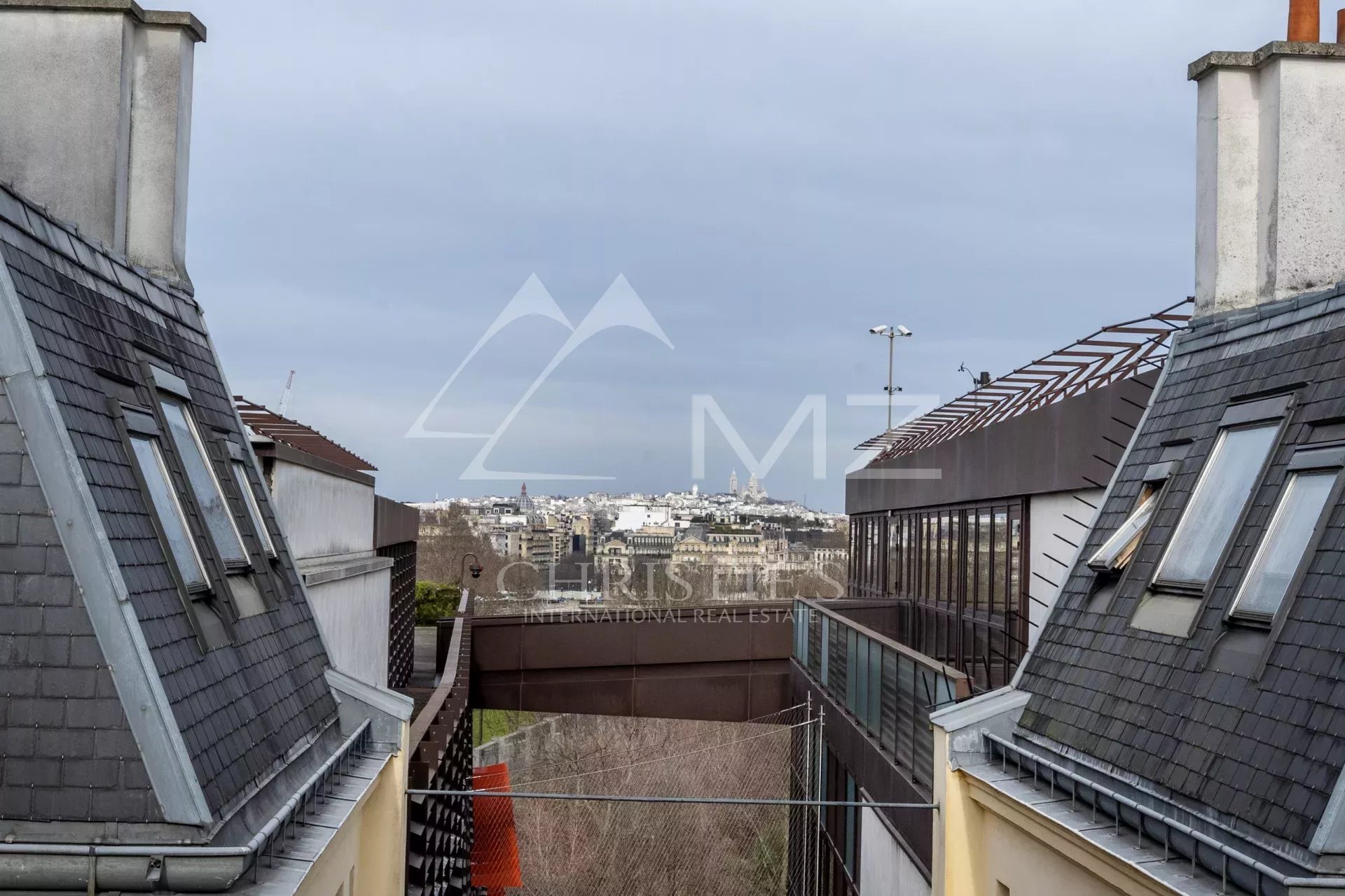 À vendre - Appartement 3 suites - Dernier étage - Vue Tour Eiffel