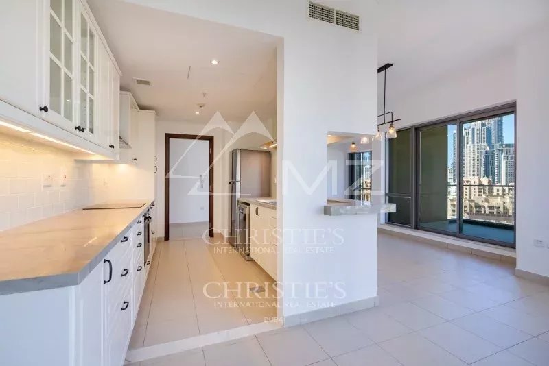 Full Burj Khalifa Views | Upgraded Kitchen | 2 bed