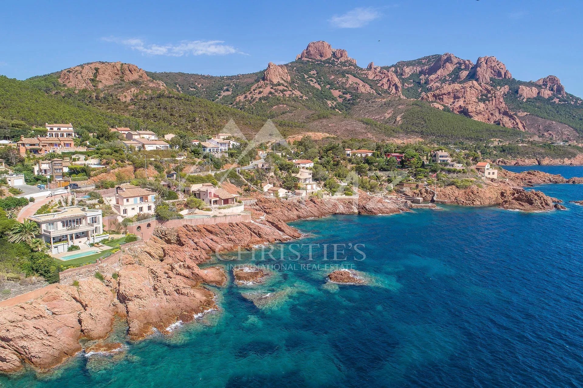 Proche Cannes - Villa pieds dans l'eau