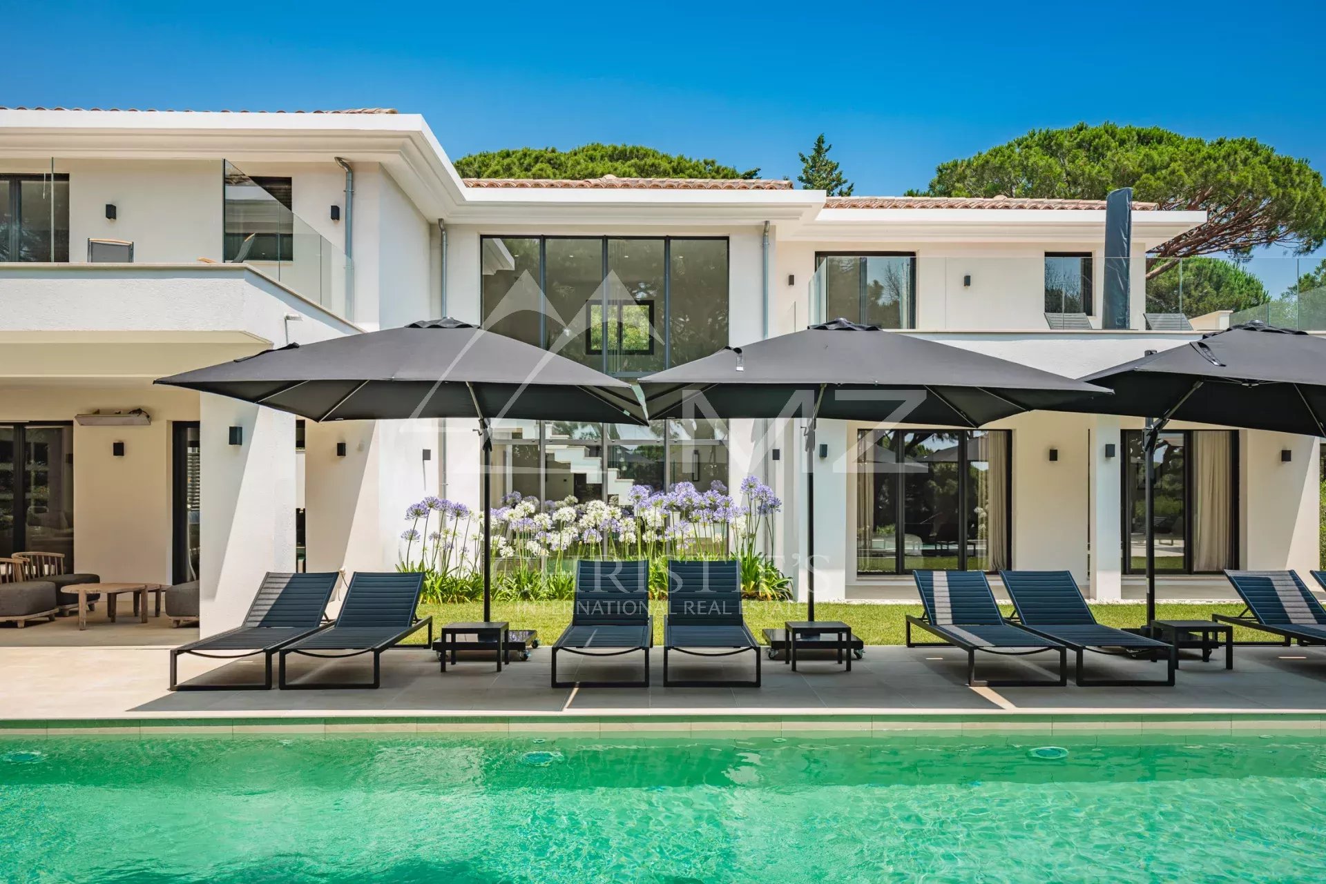 Saint Tropez - Villa contemporaine dans les Parcs de Saint Tropez