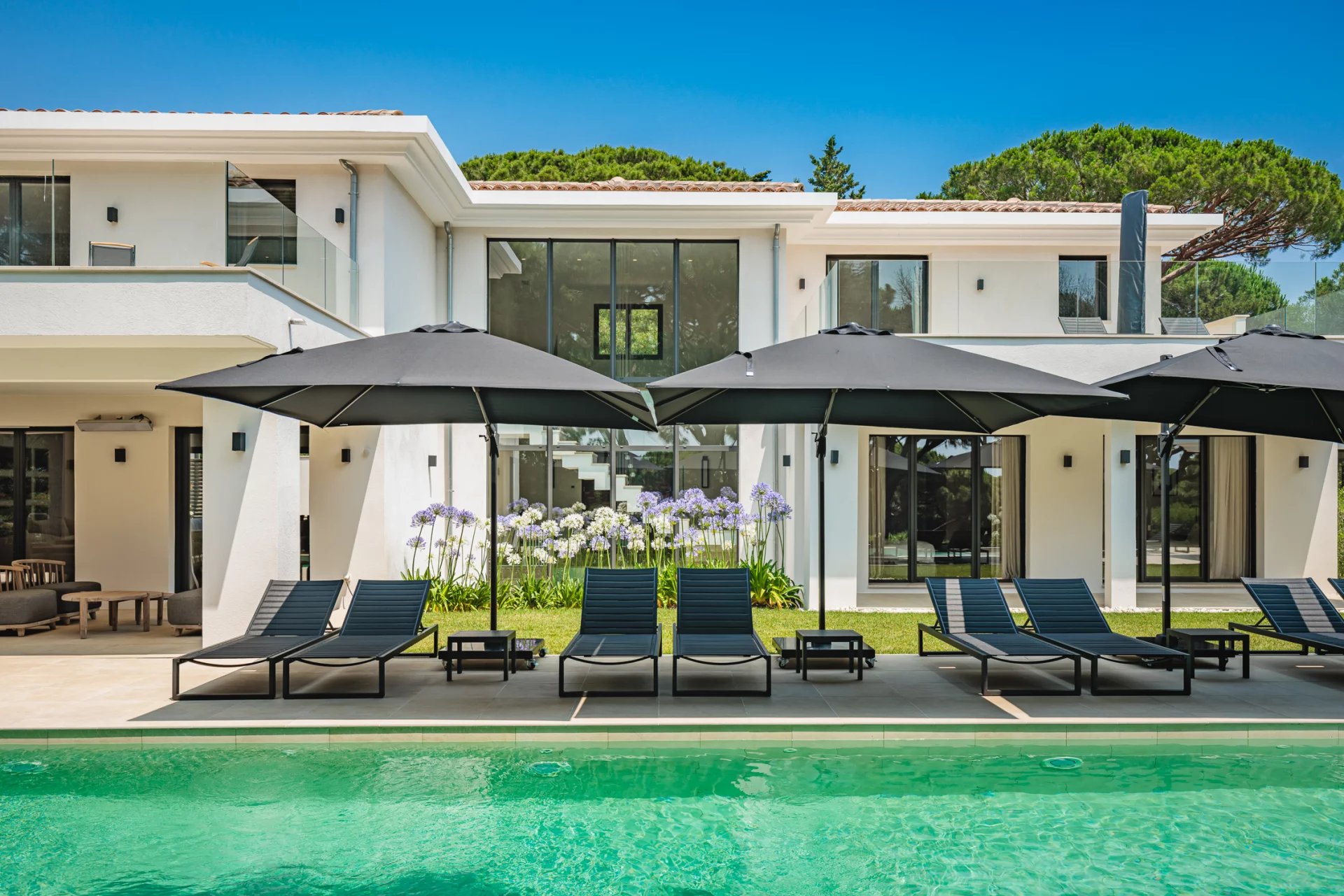 Saint Tropez - Villa contemporaine dans les Parcs de Saint Tropez