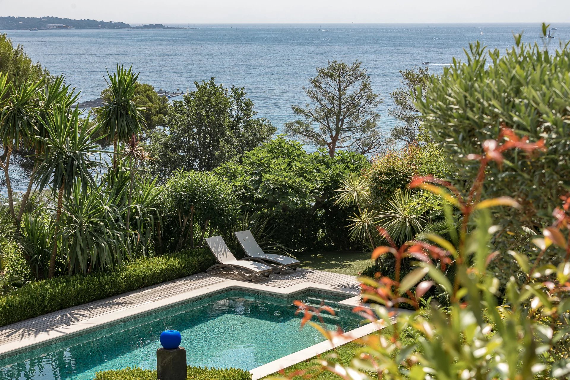 Cannes - superbe villa contemporaine 4 chambres