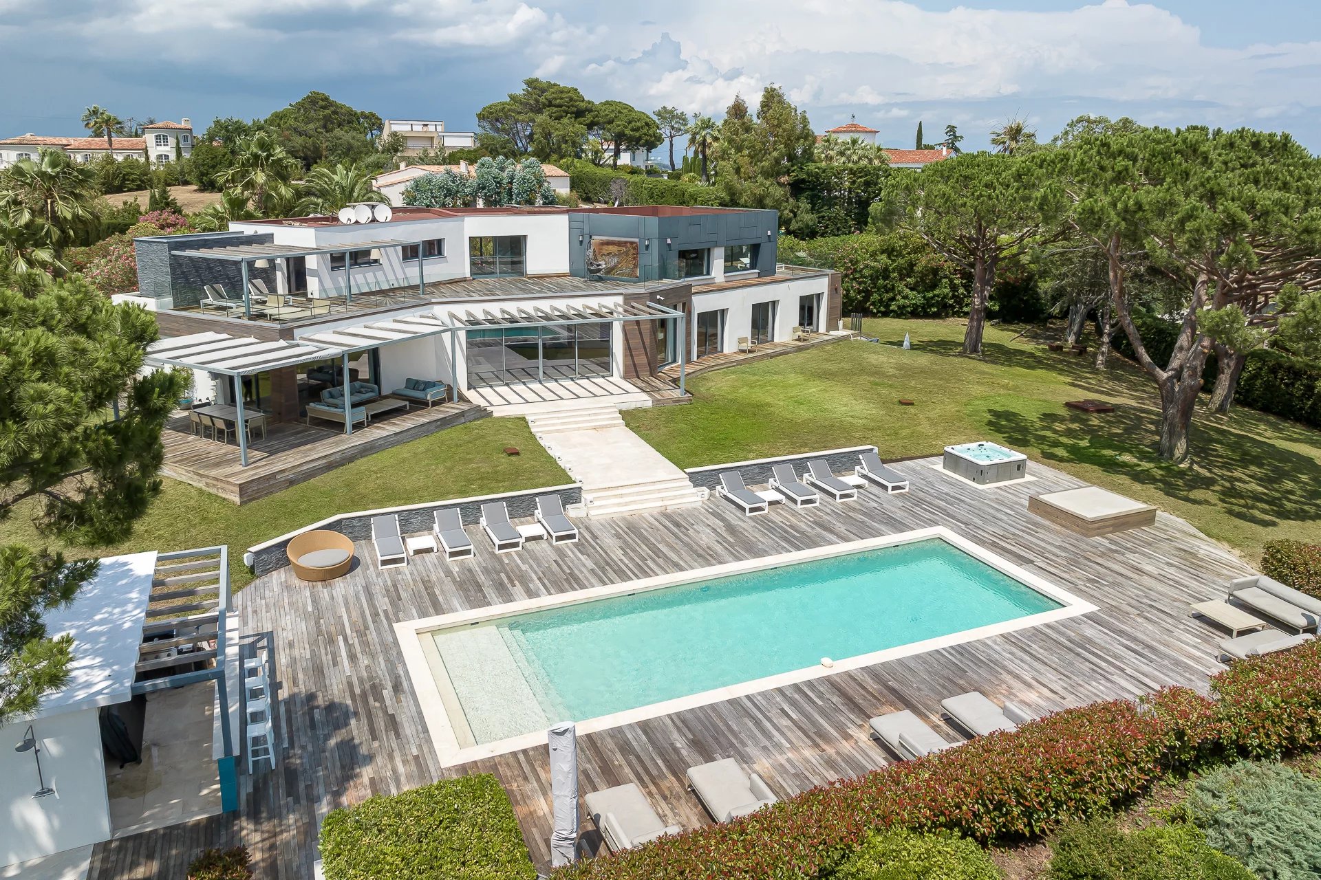 Super Cannes - Vue mer panoramique