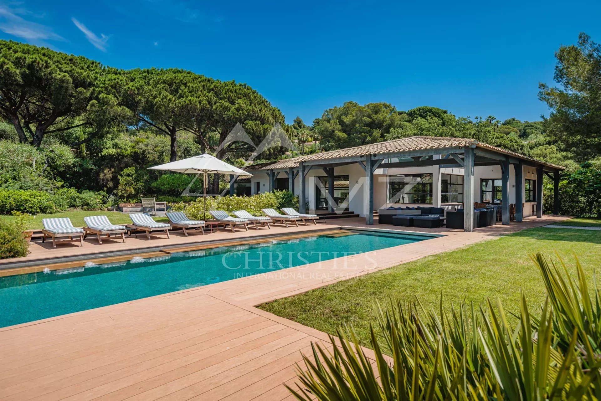 Ramatuelle - Modern villa with direct access to the beach and sea view