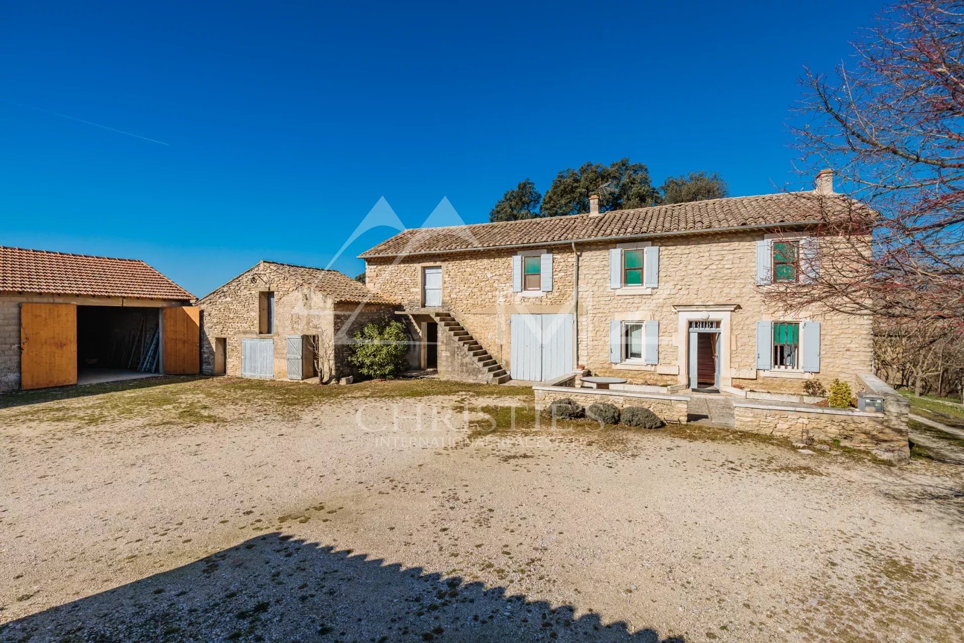 Gordes - Old 19th century farm to renovate