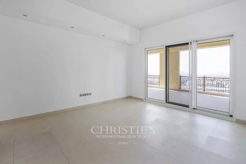 Spacious 3bed + m with Sea View |Type B | Rented