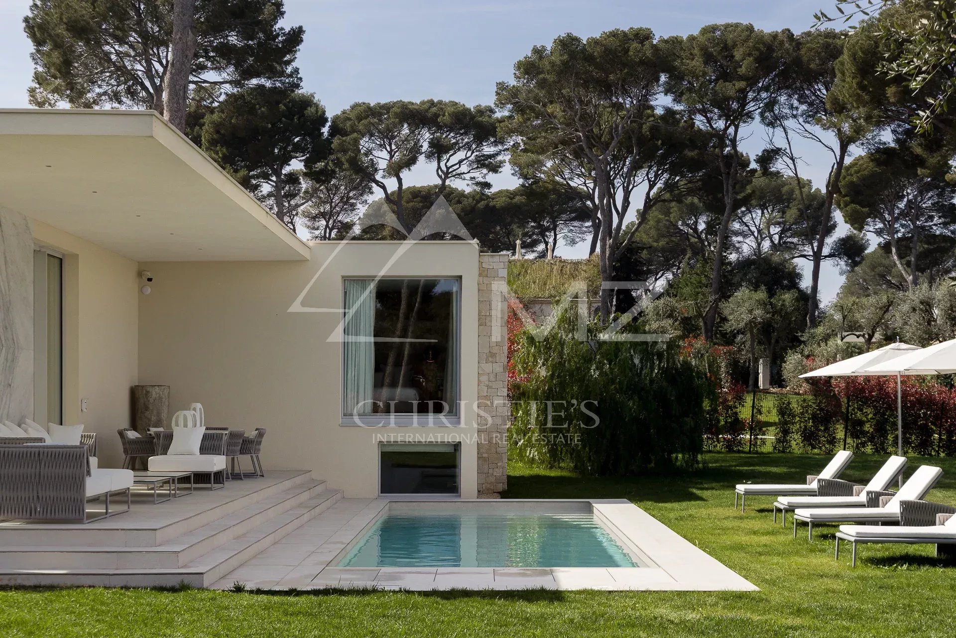 Villa Neuve de Luxe avec Vue Panoramique sur la Mer