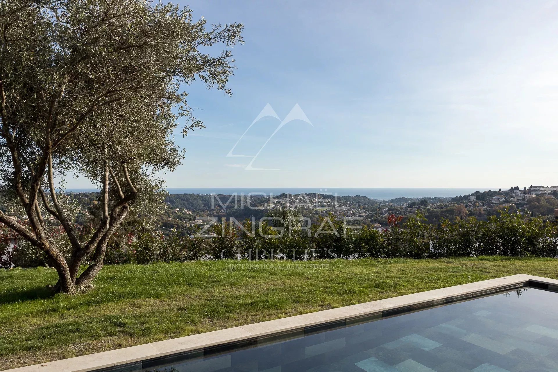 Modern property with panoramical sea and mountain view