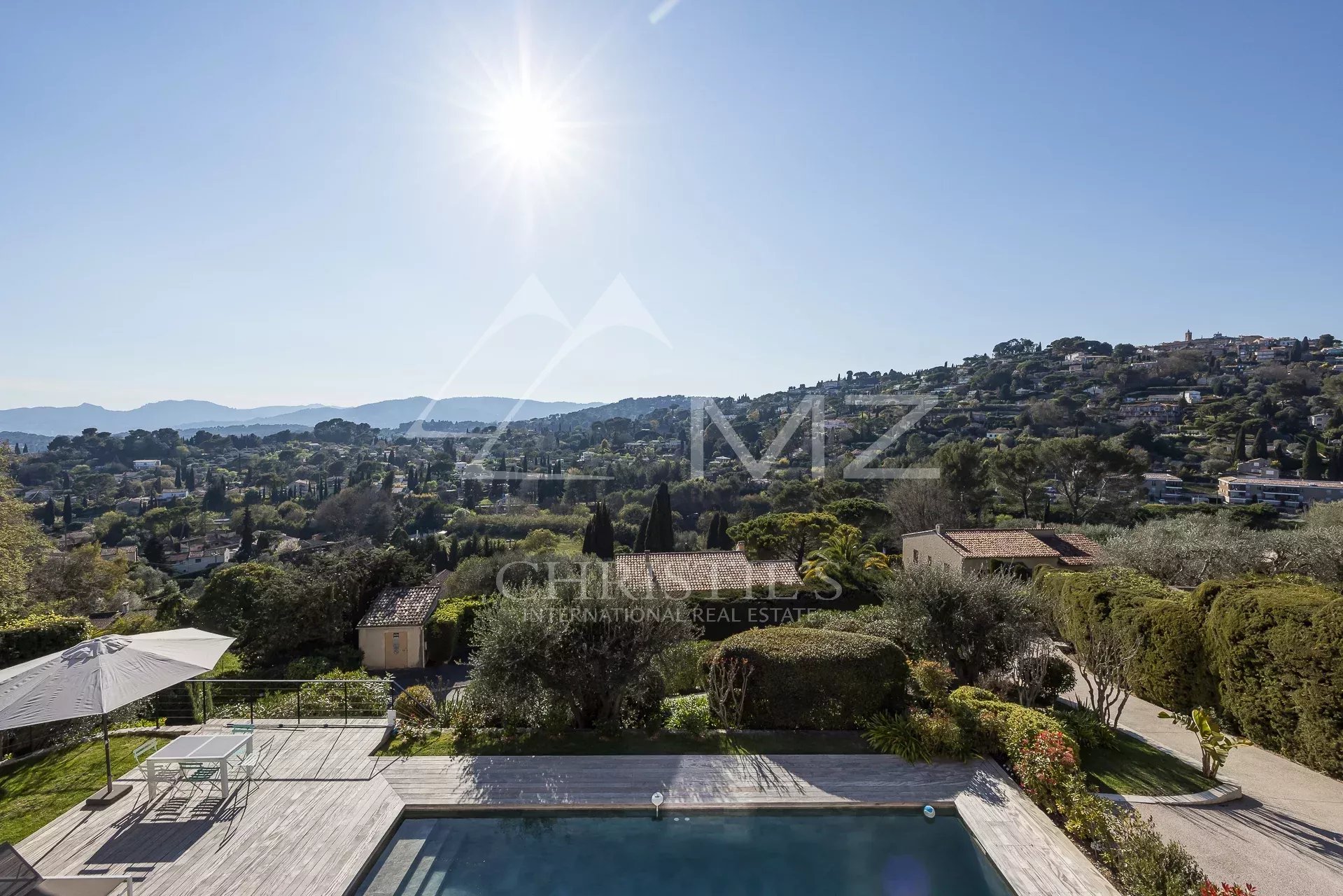 MOUGINS - Gated domain, hills and village view