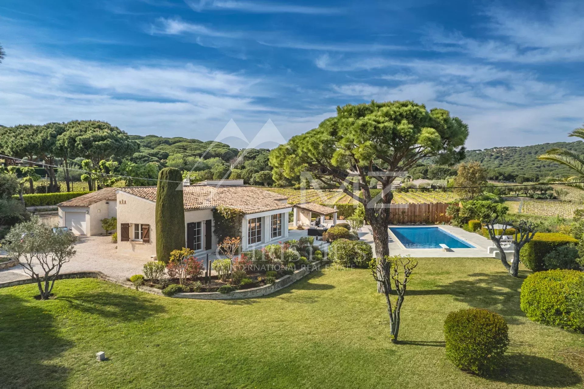 Ramatuelle - Villa in a quiet area with tennis