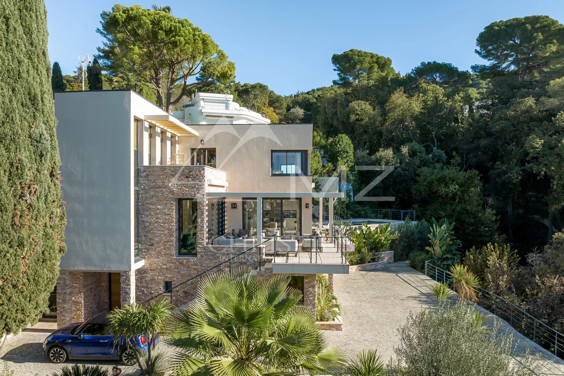 Heights of Cannes - Contemporary villa