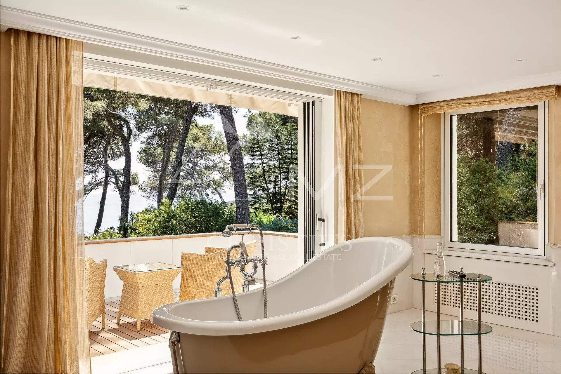 Cap d'Antibes - Unique propriété 9 chambres