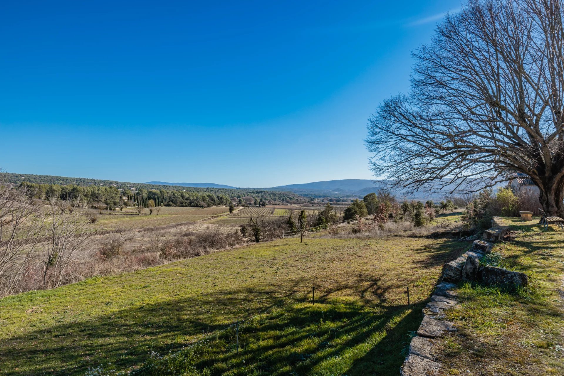 Gordes - Ancienne ferme du XIXè à rénover