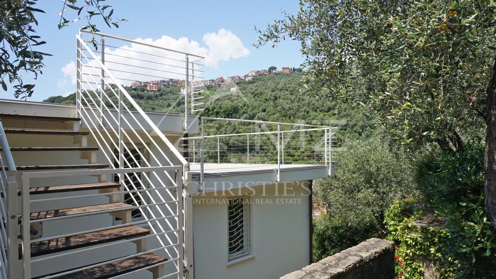 Elegant modern villa with large windows and sea view over the Gulf of Poets in Fiascherino, Lerici