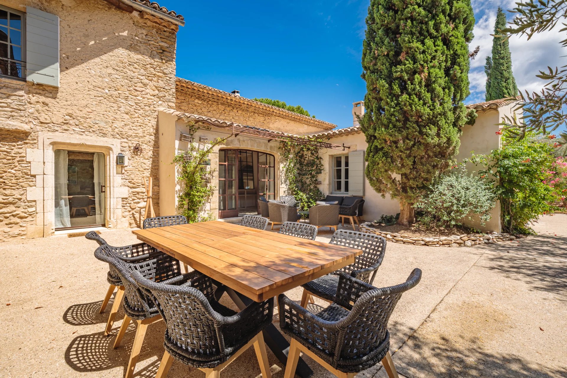 Luberon - Maison en pierre de charme avec piscine